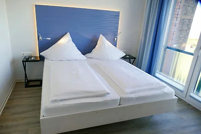 Beach Lodge BL03