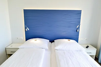 Beach Lodge BL03