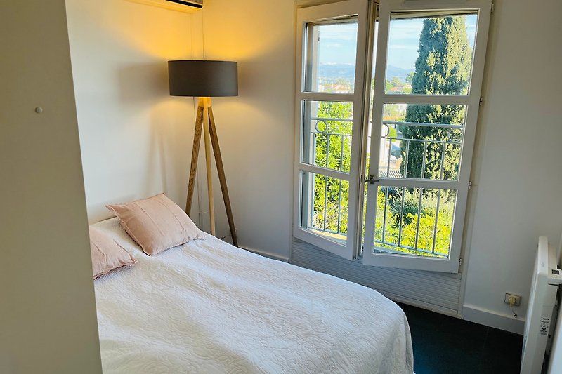 Schlafzimmer 3