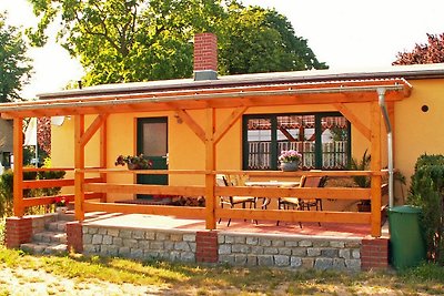 Haus mit großer Terrasse in Sparow