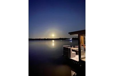 Hausboot mit Duo-Whirlpool