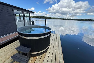 Hausboot miete Hottub