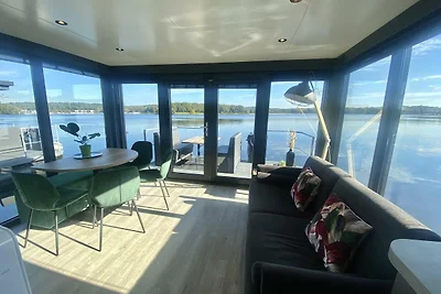 Houseboat Marina Mookerplas 4-6 persons (with...