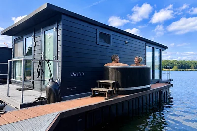 Hausboot mit Duo-Whirlpool