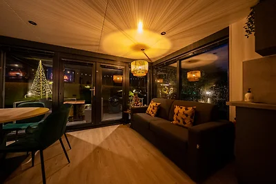 Hausboot mit Duo-Whirlpool