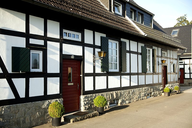 Eingang ALTES ZOLLHAUS 19