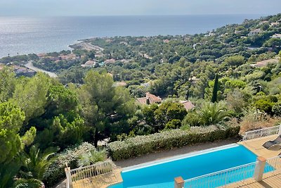 Appartement dans la Villa Monte Carlo