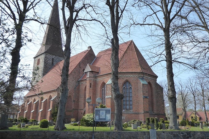 Historische Kirche Petersdorf