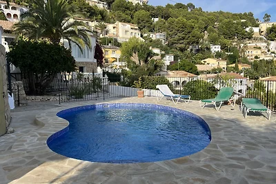 Piscina la sera Piscina la sera