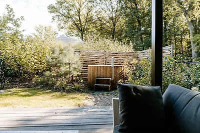 Luxuriöse Familien Wasserlodge + Hot Tub (6p)