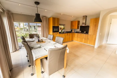 Villa Beukelaer Wellness Plus mit Sauna und W...