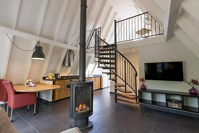 Wellness Lodge met Sauna en Whirlpool | 2...