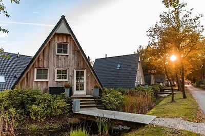 Wellness Lodge met Sauna en Whirlpool | 2...