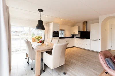 Villa Beukelaer Wellness Plus mit Sauna und W...