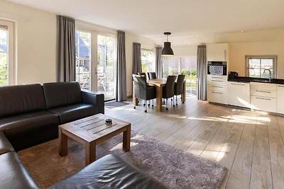 Villa Beukelaer Wellness Plus met Sauna en Wh...