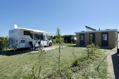 Komfortplatz mit privaten Sanitäranlagen