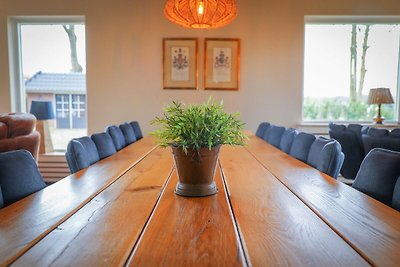 Spa-Bungalow für 14 Personen