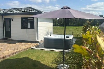 Wilbrinkchalet met jacuzzi | 4 personen