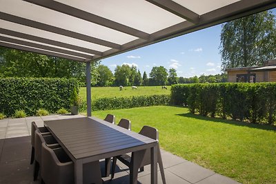 Veluwe-Villa für 6+6 Personen mit Grillhaus