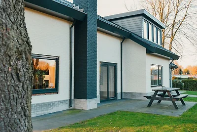Gruppenvilla für 24 Personen