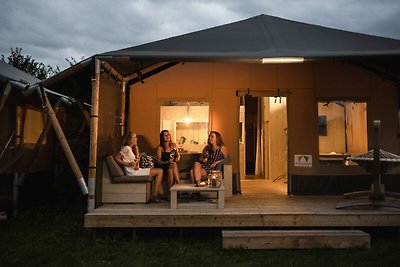 8 person Safari House