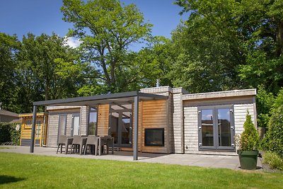 Veluwe-Villa für 6+6 Personen mit Grillhaus