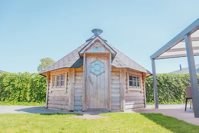 Veluwelodge XL mit Grillhaus für 6 + 6...