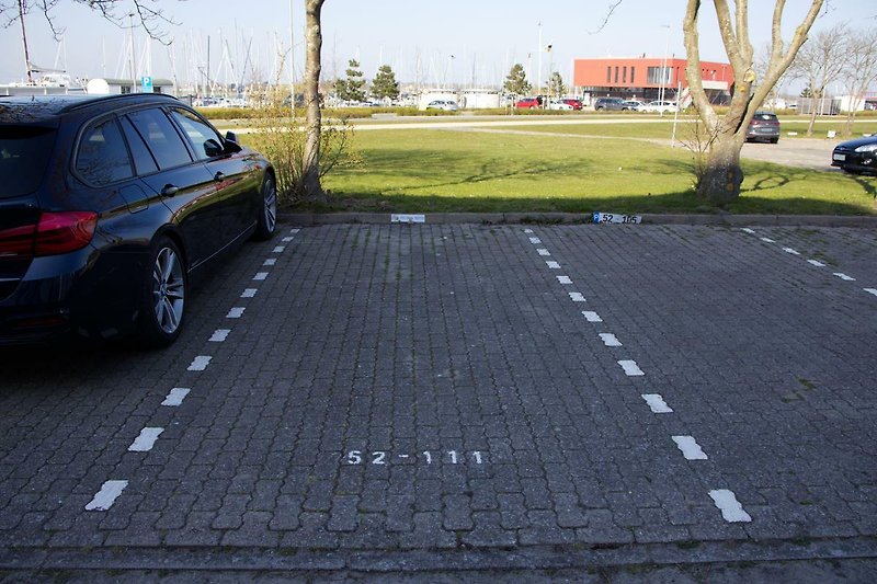 Parkplatz der Inselblume 73