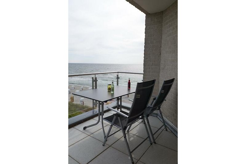 Balkonmöbel in der Ferienwohnung Inselblume 03 auf Fehmarn