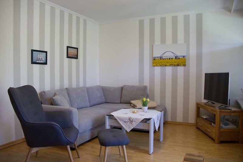 Wohnzimmer in der Ferienwohnung Inselblume 15 in der Nähe von Burg auf Fehmarn