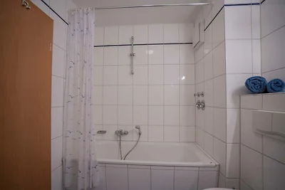 Inselblume 14 - Blaue Ferienwohnung mit Balko...