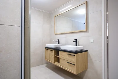 Familienhaus Rheeze mit Whirlpool | 10...