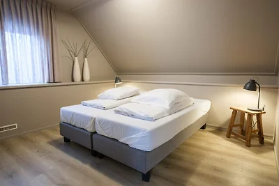 Familienhaus Rheeze mit Whirlpool | 10...