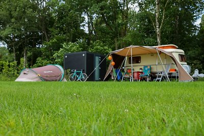 Campingplatz mit eigenem Sanitärgebäude