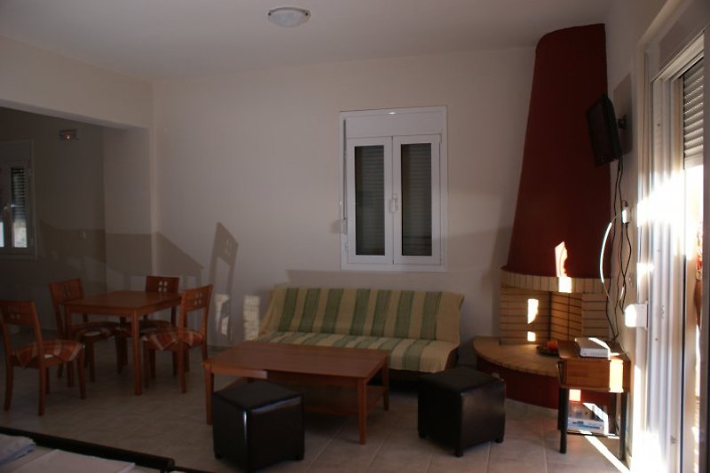Living area, fireplace