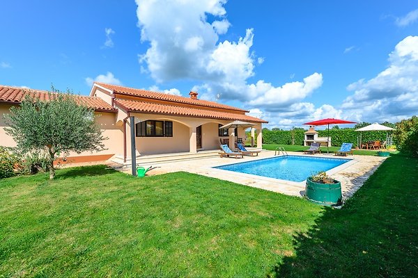 Casa vacanze Tinjan