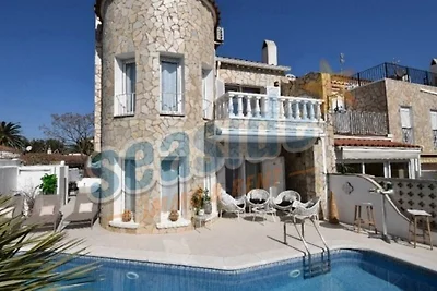 Casa Medes am Kanal mit Pool