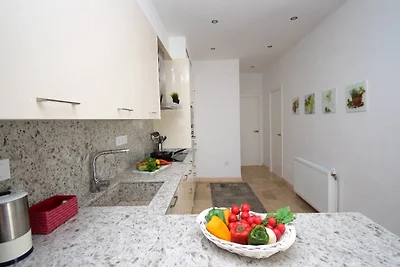 Super Villa Emporda in Empuriabrava