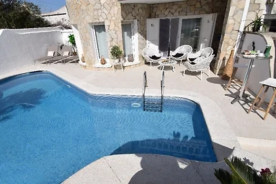 Casa Medes am Kanal mit Pool