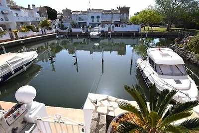 Casa Medes am Kanal mit Pool