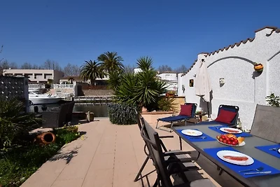 Super Villa Emporda in Empuriabrava