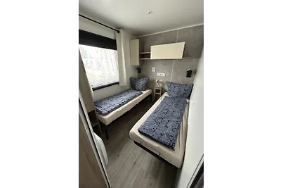 Chalet Green