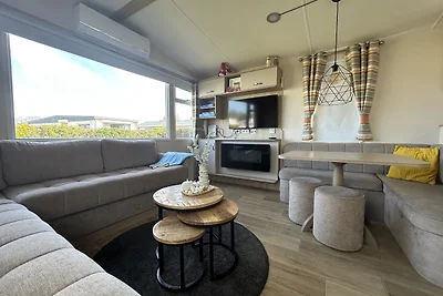 Julianahoeve's Duif 224