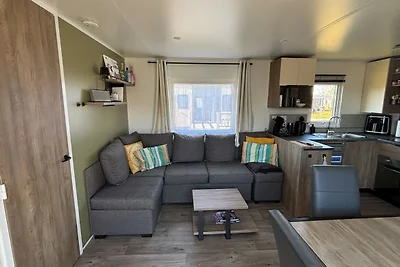 Chalet Green