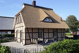 Ferienhaus Min Hüsung Haus: Terrasse, Garten