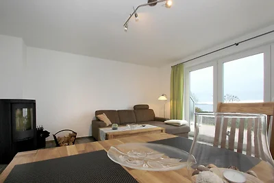 F-1037 Ferienhaus Neuendorf Haus: Terrasse, G...