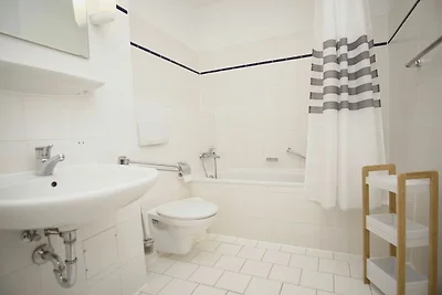 Holiday flat family holiday Middelhagen