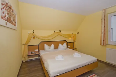 Holiday flat family holiday Middelhagen