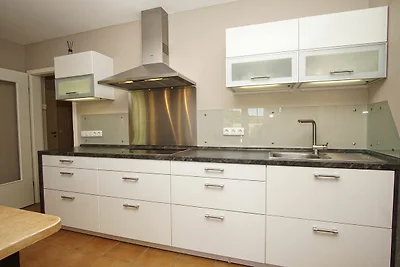 Haus Breeghus FeWo Boddenkoje: Terrasse