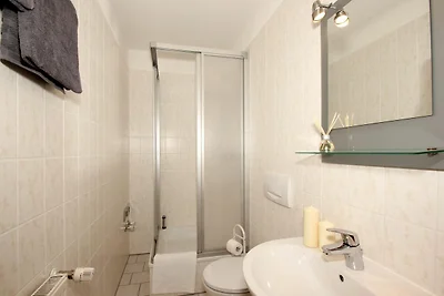 Holiday flat family holiday Middelhagen